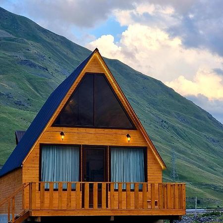 Mountain Hut In Kazbegi Vila Exterior foto