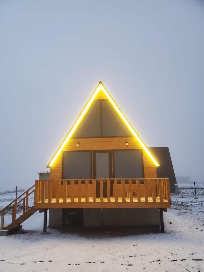 Mountain Hut In Kazbegi Vila Exterior foto