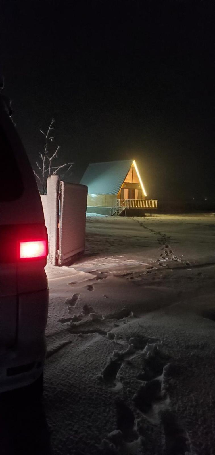 Mountain Hut In Kazbegi Vila Exterior foto